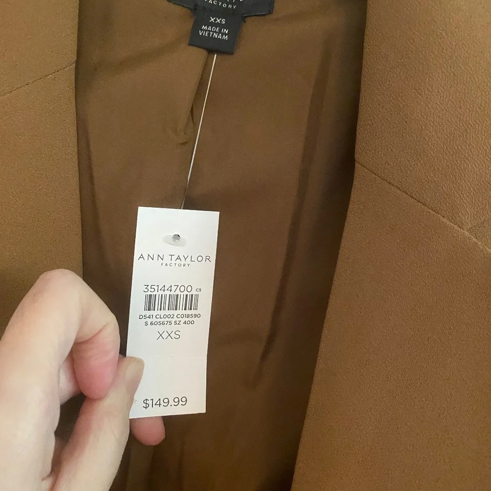 LIMITED TIME OFFER!! NWT_XXS Ann Taylor Blazer - Picture 5 of 6